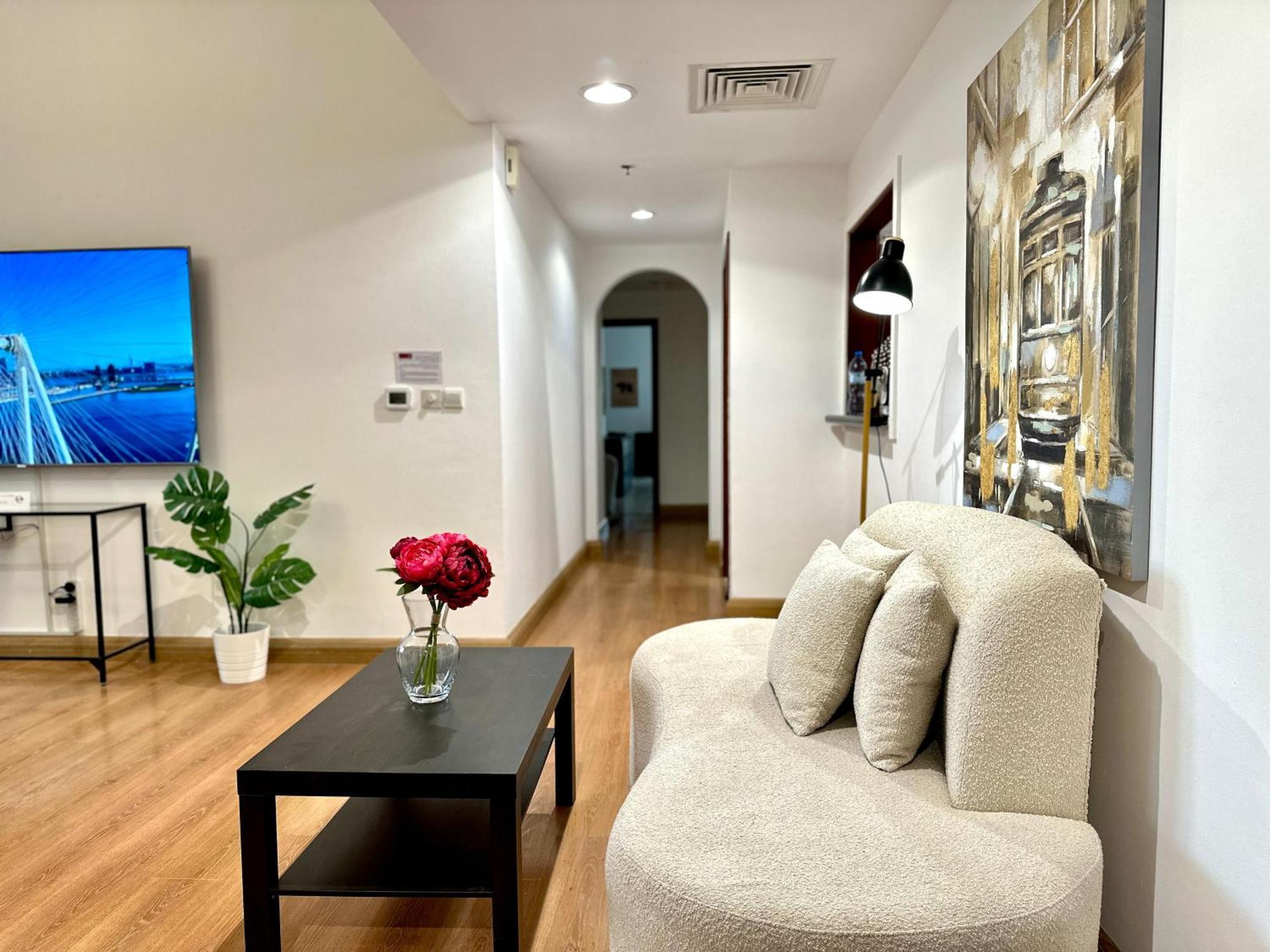 Beautiful 2Br & 4Br Apartments On Jbr Beach, Walking Distance To Bluewaters Island - By Sunkissed Holiday Homes Dubaj Kültér fotó