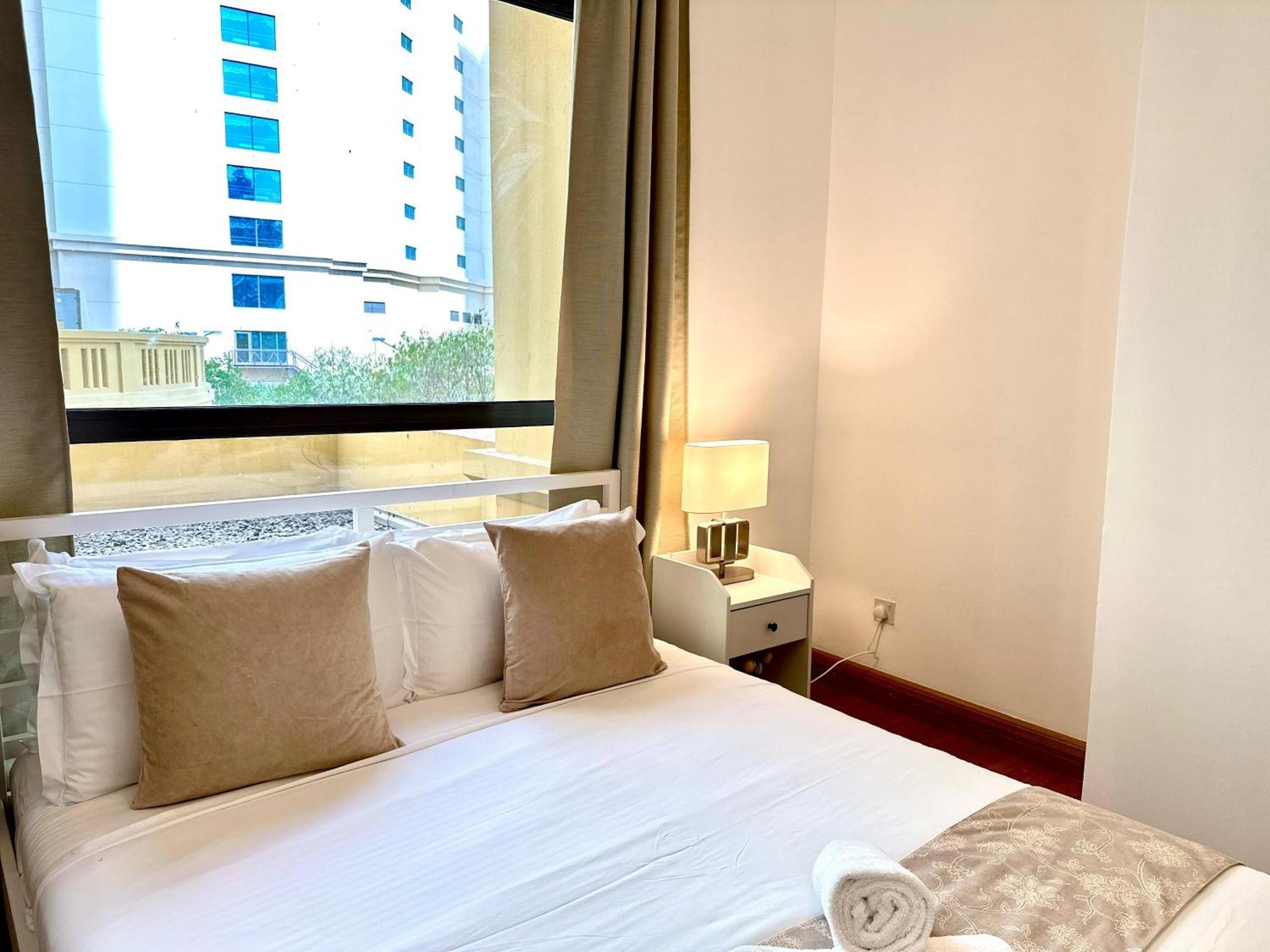Beautiful 2Br & 4Br Apartments On Jbr Beach, Walking Distance To Bluewaters Island - By Sunkissed Holiday Homes Dubaj Kültér fotó