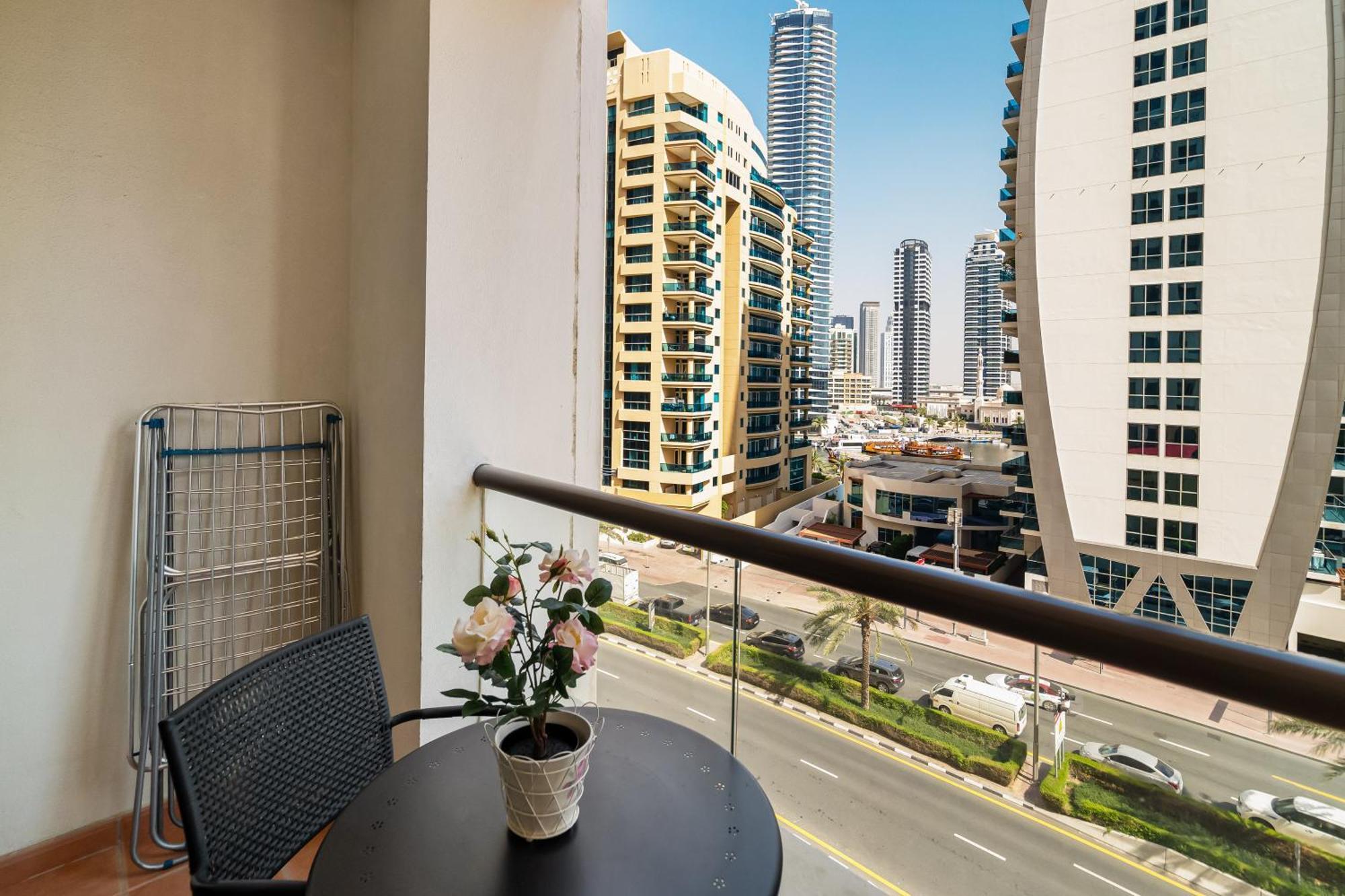 Beautiful 2Br & 4Br Apartments On Jbr Beach, Walking Distance To Bluewaters Island - By Sunkissed Holiday Homes Dubaj Kültér fotó