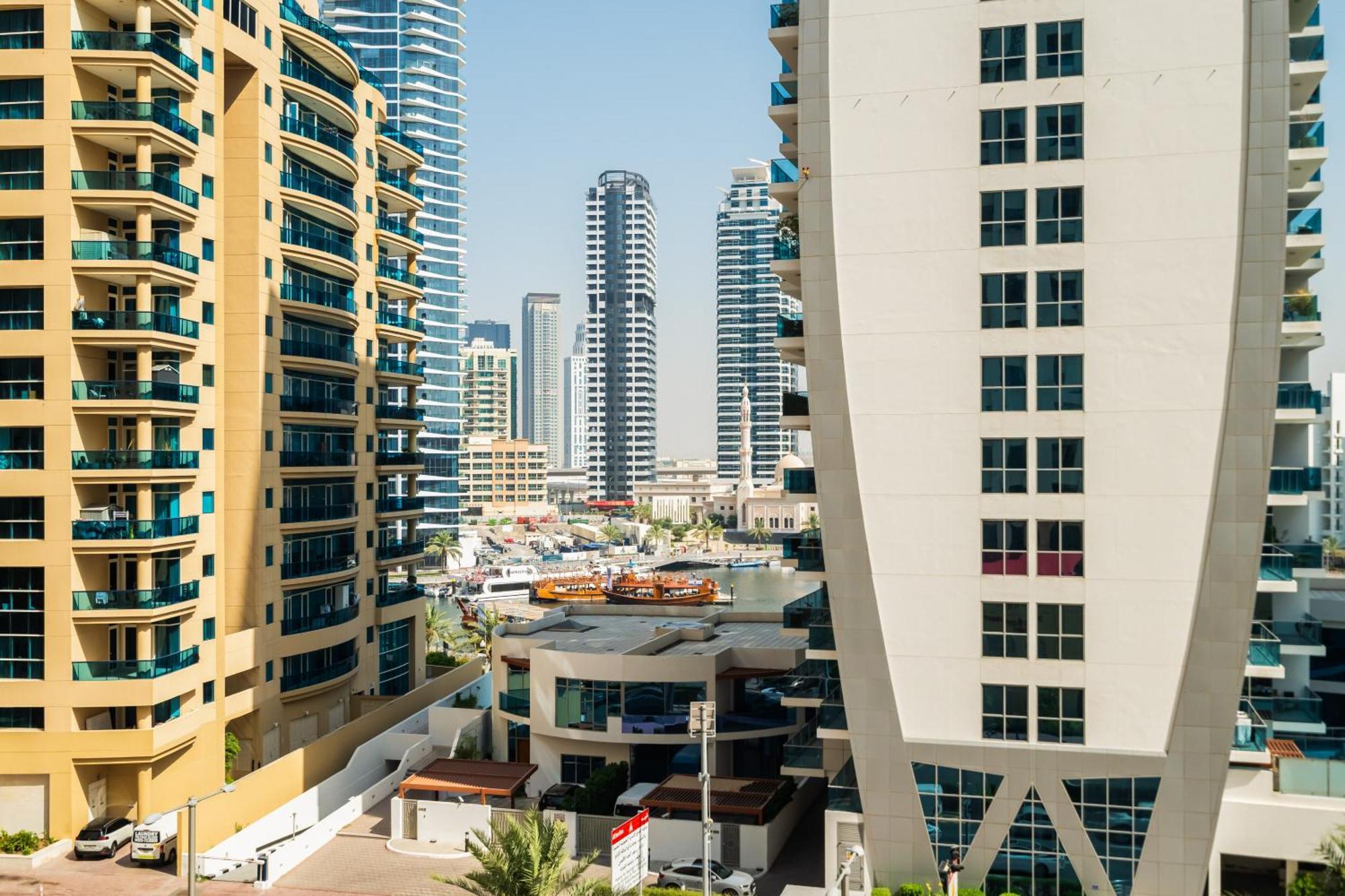 Beautiful 2Br & 4Br Apartments On Jbr Beach, Walking Distance To Bluewaters Island - By Sunkissed Holiday Homes Dubaj Kültér fotó